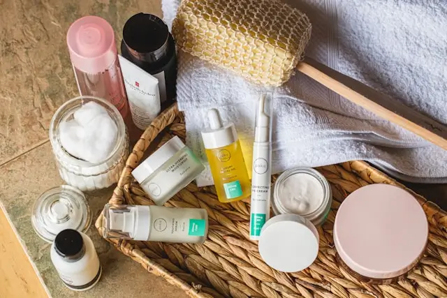 Gentle skincare products including cleanser moisturizer and sunscreen for repairing the skin barrier